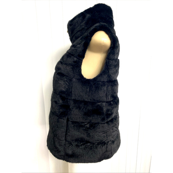Herno Black Faux Fur Vest Sleeveless Gold Zip Slip Pockets Quilted 40 4 S - Picture 6 of 11